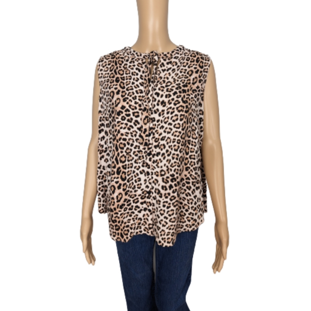 Torrid Crepe Tie-Front Button-Up Top 1